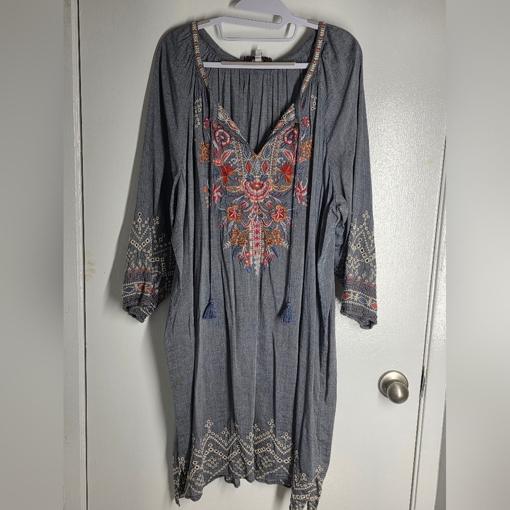 Johnny Was Elliton Gray Dress with Multicolor Embroider